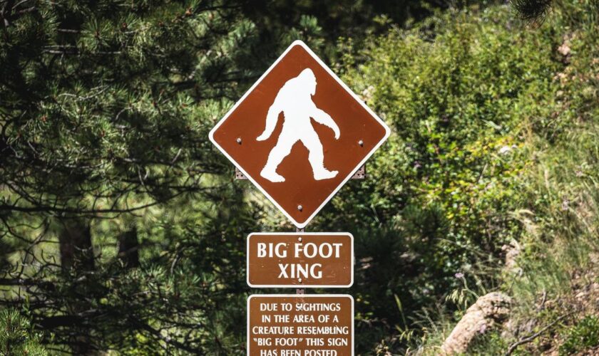 Ein Schild mit Bigfoot