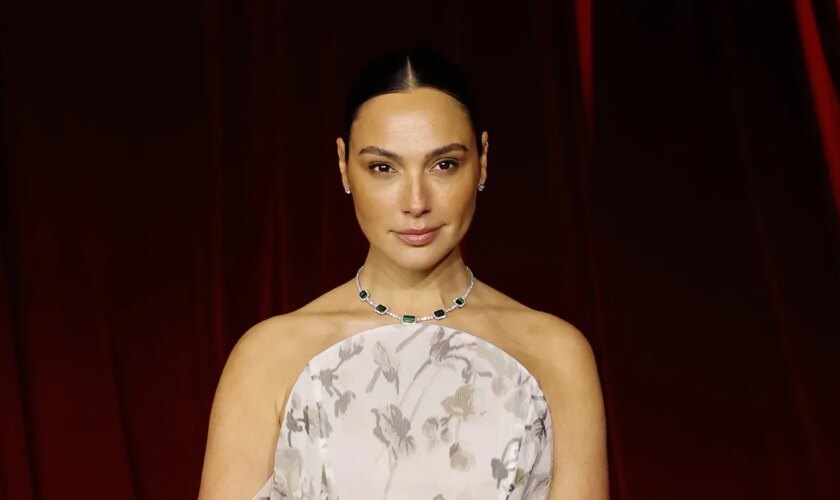 Gal Gadot diagnosed with brain blood clot, underwent emergency surgery while 8 months pregnant