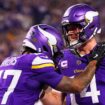 Vikings eye NFC North title as they outlast Packers behind Sam Darnold's 3 touchdowns