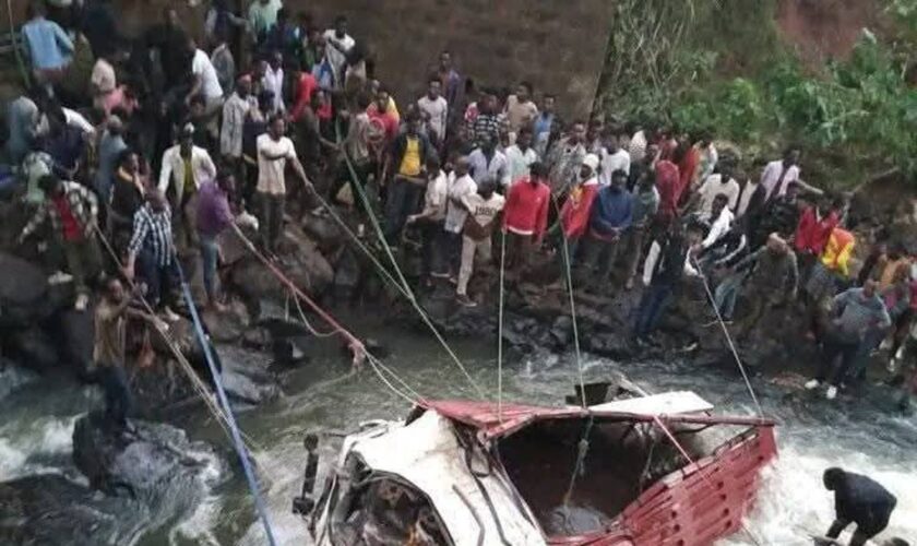 At least 71 killed as truck ferrying wedding party plunges into Ethiopia river