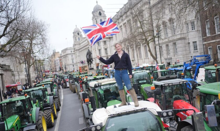 Farming chief calls for pause on ‘disastrous’ tractor tax in latest blow to Starmer over controversial change