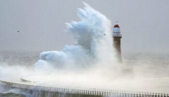 New Year's Eve weather: Met Office amber warning as Brits to be battered by rain, wind and snow