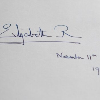 Signatures of presidents and princes in Downing Street visitor books made public for first time