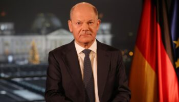 Scholz lobt „Erfolgsgeschichte Deutschlands“ und wirbt um „Respekt voreinander“