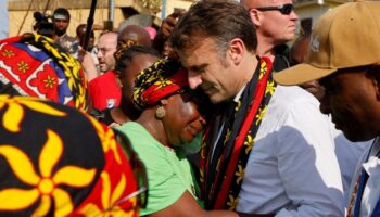 À Mayotte, Emmanuel Macron confronté à la détresse et à la colère des habitants