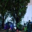 Al menos cinco muertos en un tiroteo cerca de un campo de inmigrantes en el norte de Francia