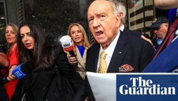 Alan Jones to plead not guilty to 34 sexual assault charges saying allegations ‘baseless or distort truth’