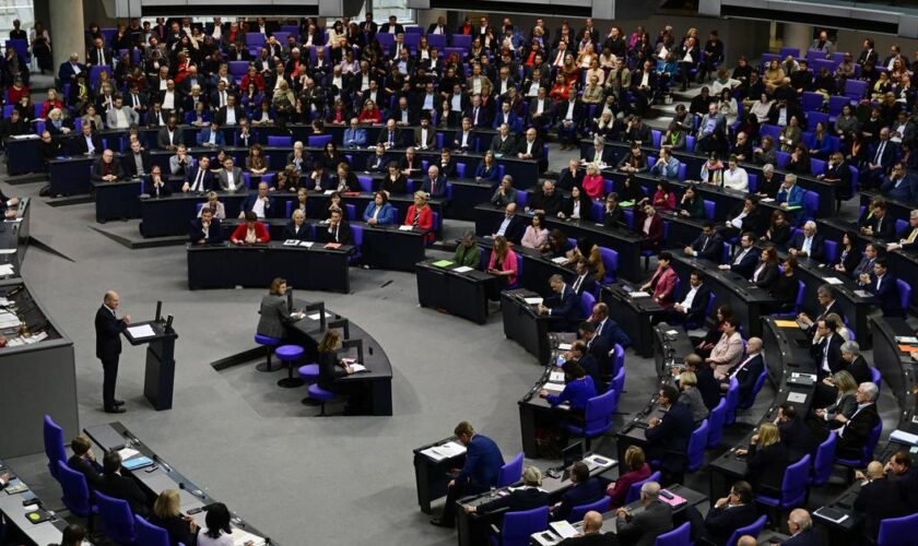 Allemagne : qu’est-ce que la «question de confiance», posée aux députés ce lundi par Olaf Scholz ?