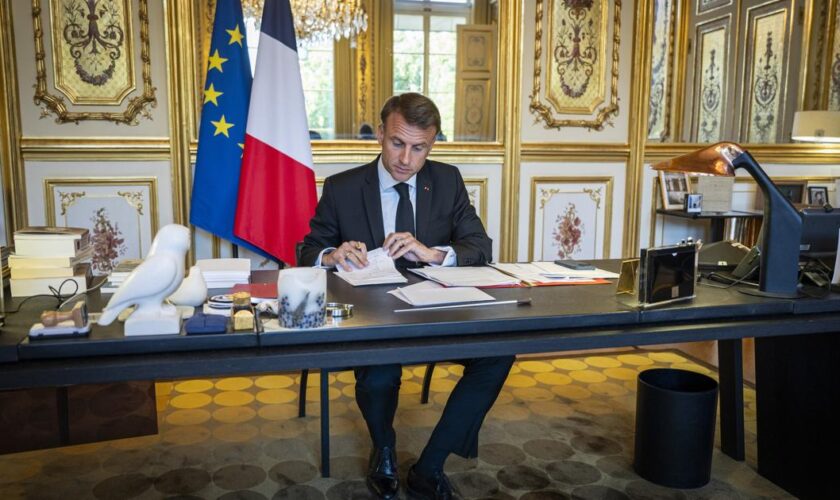 Avec ses vœux, Macron espère tourner la page d’une annus horribilis