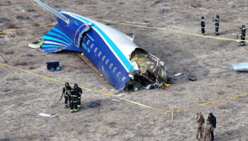 Azerbaïjan Airlines : Poutine évoque des tirs de la défense aérienne russe au moment du crash