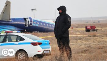 Azerbaijan Airlines cites 'external physical and technical interference' in early findings o jet Kazakhstan jet crash