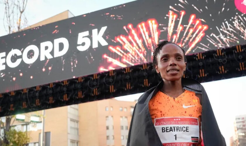 Beatrice Chebet pulveriza el récord del mundo de 5.000: primera mujer en bajar de los 14 minutos