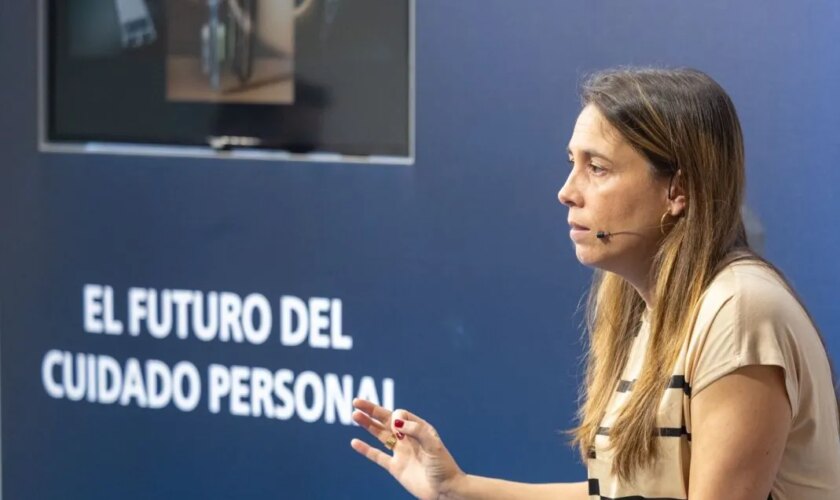 Beatriz Crespo, creadora de 'microhábitos saludables': "Pequeñas acciones de menos de dos minutos son más que suficientes para provocar cambios en nuestra mente, mejorar nuestra autoestima o engancharnos al deporte"