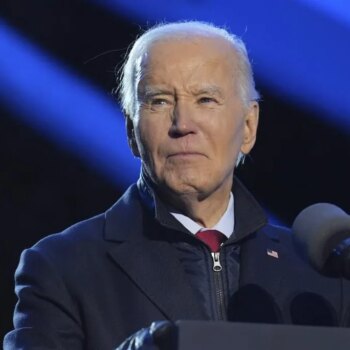 Biden medita un perdón masivo preventivo a funcionarios y altos cargos para evitar represalias de Trump