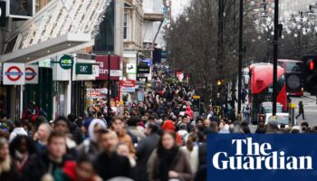 Boxing Day footfall down on UK high streets despite discounts