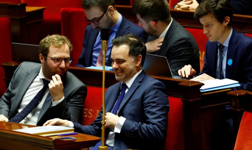 Budget : les députés votent en faveur de la loi spéciale pour reconduire la perception des impôts