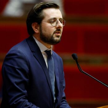 « C’est l’avenir du PS » : Philippe Brun, le député socialiste qui rêve de renverser Olivier Faure