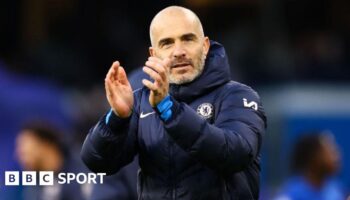 Chelsea Enzo Maresca applauds the club's supporters