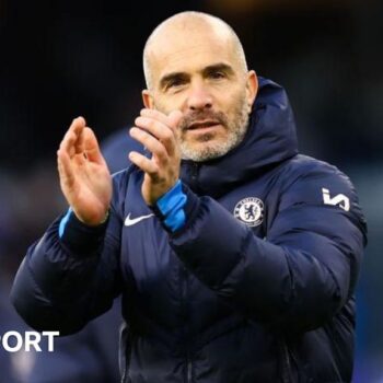 Chelsea Enzo Maresca applauds the club's supporters