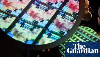 Chip war ramps up with new US semiconductor restrictions on China