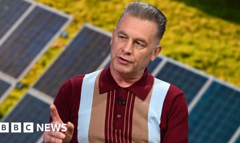 Chris Packham and Caroline Lucas quit RSPCA over abattoir cruelty claims