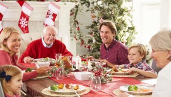 Cómo disfrutar de una Navidad sin atracones y dando ejemplo a los más pequeños de la casa