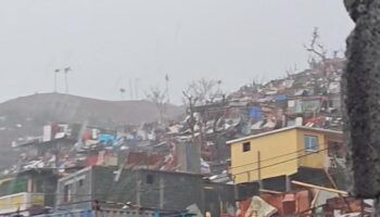 Cyclone Chido : «Certainement plusieurs centaines de morts voire quelques milliers» à Mayotte, annonce le préfet