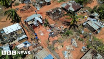 Cyclone Chido kills 94 people in Mozambique