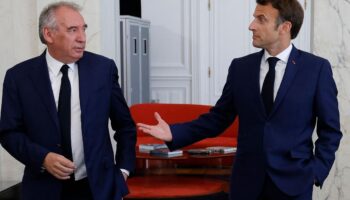 DIRECT. Gouvernement : Bayrou rencontre Macron ce midi pour évoquer une « architecture de démarrage »