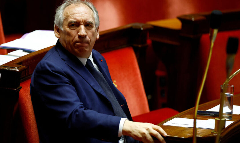 DIRECT. Nouveau gouvernement : les forces politiques, hors LFI et RN, conviées par François Bayrou à Matignon