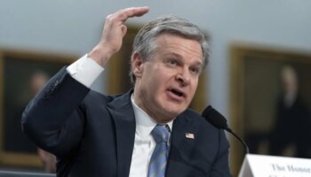 Dimite el director del FBI, Chris Wray, tras anunciar Trump hace días que nombrará a Kash Patel para ese cargo