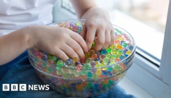 Doctors warn over water bead gifts for children