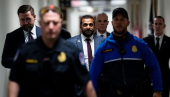 Donald Trump nomme Kash Patel, premier coup porté au FBI