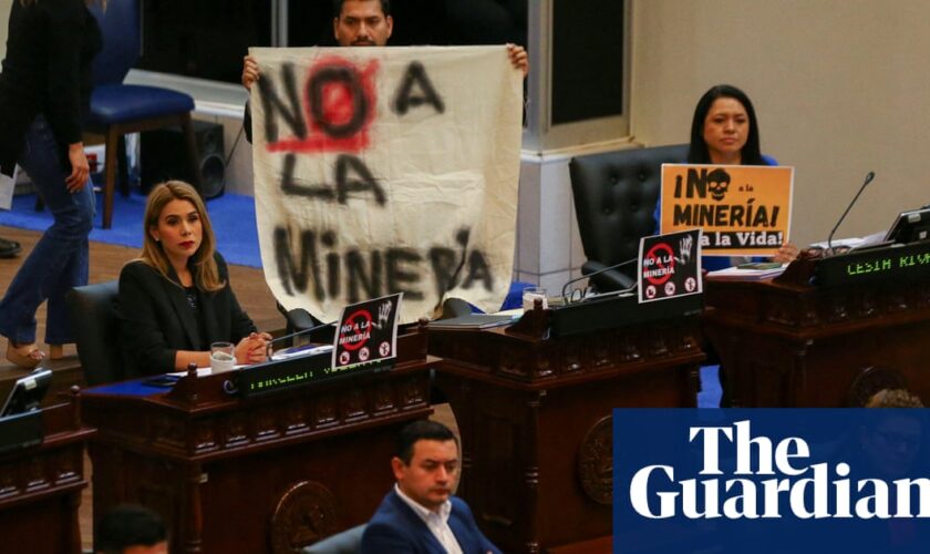 El Salvador overturns metals mining ban, defying environmental groups