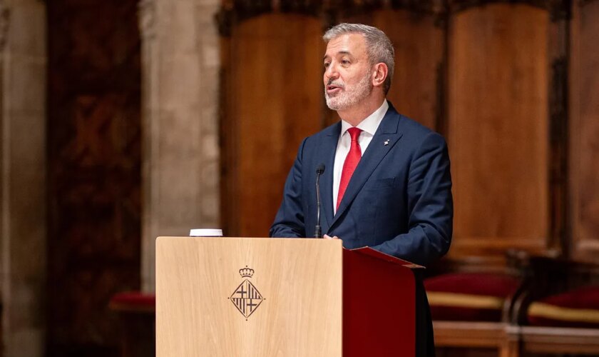 El alcalde Jaume Collboni da el primer paso para « prohibir o restringir » el alquiler de temporada en Barcelona