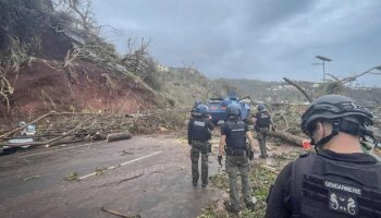 El ciclón Chido arrasa la isla francesa de Mayotte: "Necesitamos días y días para valorar el número de víctimas"