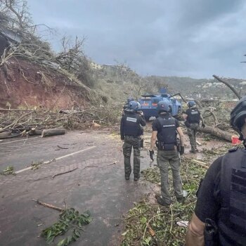 El ciclón Chido arrasa la isla francesa de Mayotte: "Necesitamos días y días para valorar el número de víctimas"