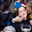 El triple de Duna, la niña que repartió 3.360.000 euros en su club de baloncesto: "Siempre ha sido muy especial y ahora es la estrella del barrio"