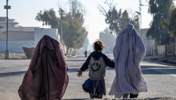 En Afghanistan, l’obstruction des fenêtres donnant sur des pièces utilisées par les femmes imposée par le gouvernement