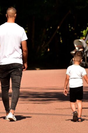 En vacances, le calvaire des enfants des autres (qui mangent bio et ne connaissent pas le mot « non »)