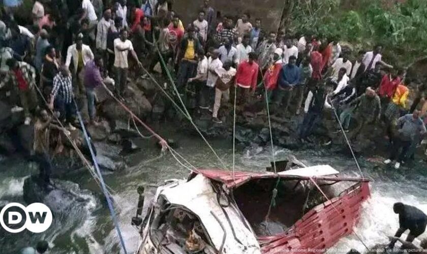 Ethiopia: At least 71 dead after truck plunges into river