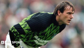 West Ham goalkeeper Ludek Miklosko in 1992