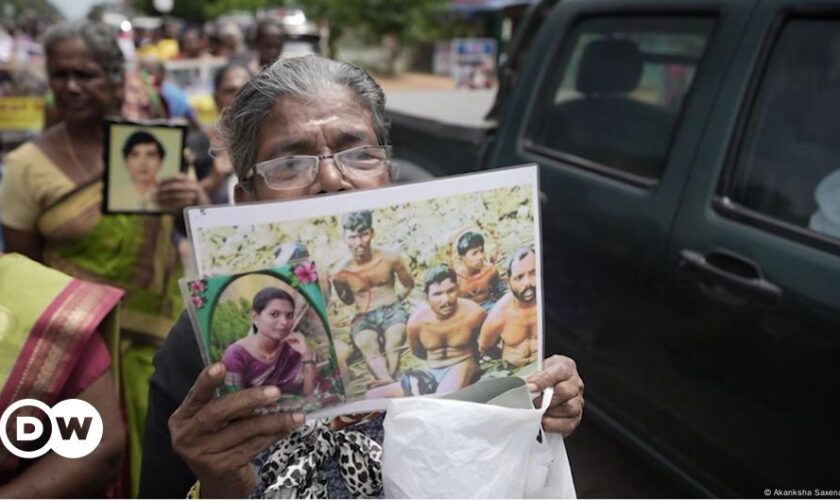 Female deminers drive Sri Lanka's postwar recovery