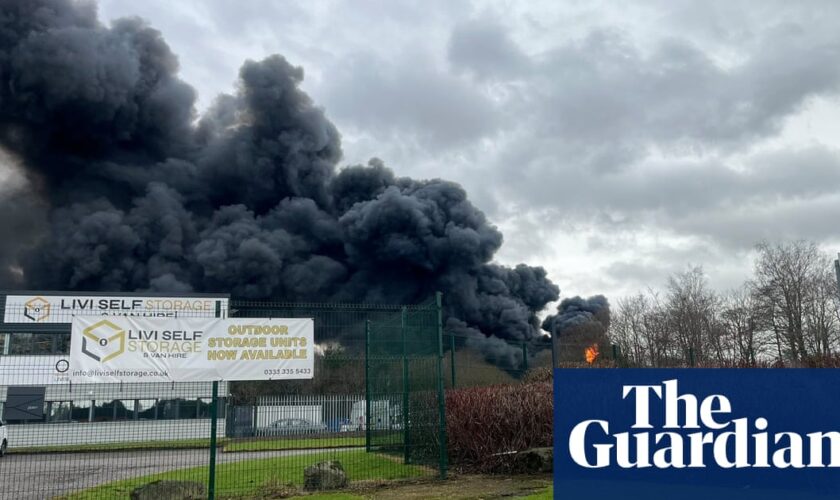 Firefighters tackle huge blaze at industrial estate in West Lothian