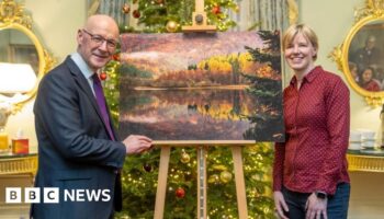 First minister's Christmas card to go to auction