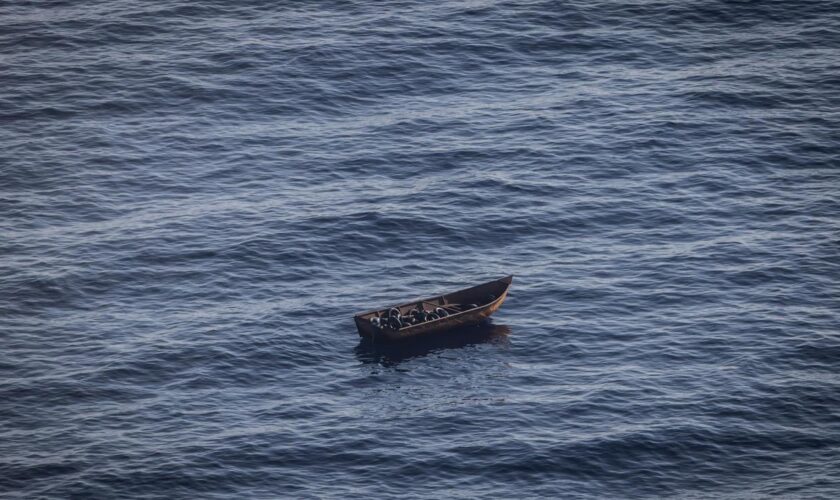 Flucht über das Mittelmeer: Boot mit Geflüchteten sinkt vor Lampedusa