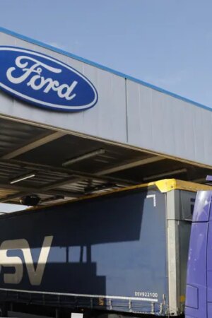 Ford Almussafes reduce los turnos en su fábrica de motores para 2025 tras un año de caída productiva