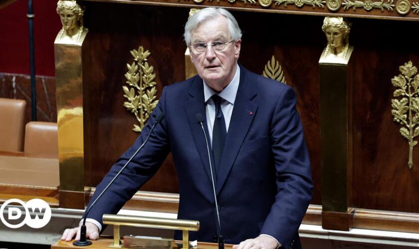 France: Government at risk as PM forces budget through