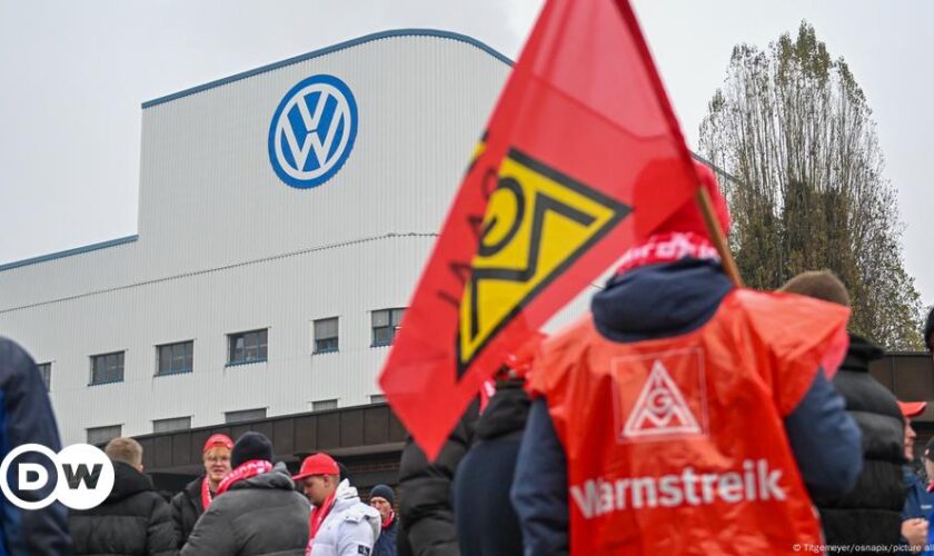 Germany: Volkswagen strikes called by trade union