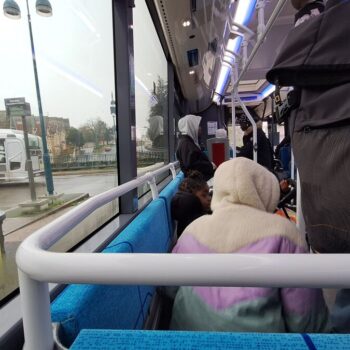 Grève des bus à Cergy-Pontoise : à près de 50 jours de grève, l’heure n’est « pas trop la tête à la fête »